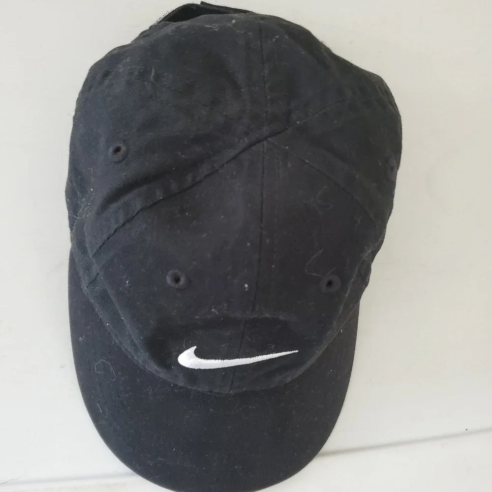 Nike Kids Heritage86 Adjustable Hat Black White Swoosh Logo Cap 2319-023